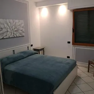  Appartamento Fuori Porta Nuova Italia